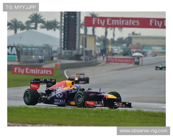 最新MotoGP赛场风云再起冠军争夺激烈车手表现引发全球车迷热议