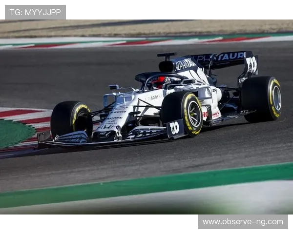 F1赛季最新动态：顶级车队争夺激烈 新一轮技术革新引发关注